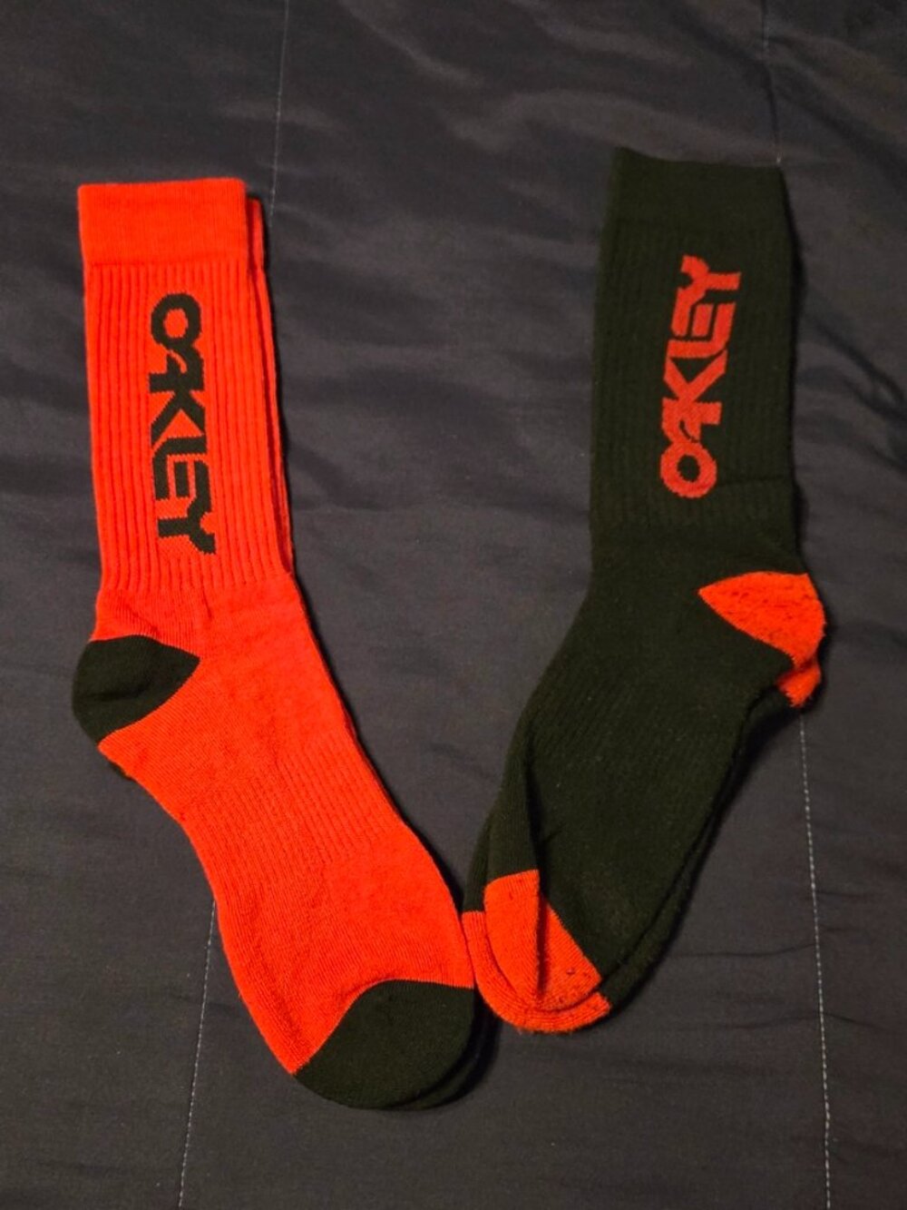 OAKLEY 2 PACK MENS SOCKS SIZE L